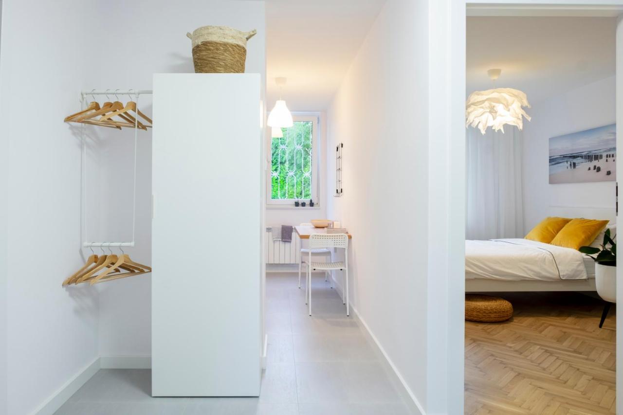 Cristine Apartment Warsaw Exterior photo