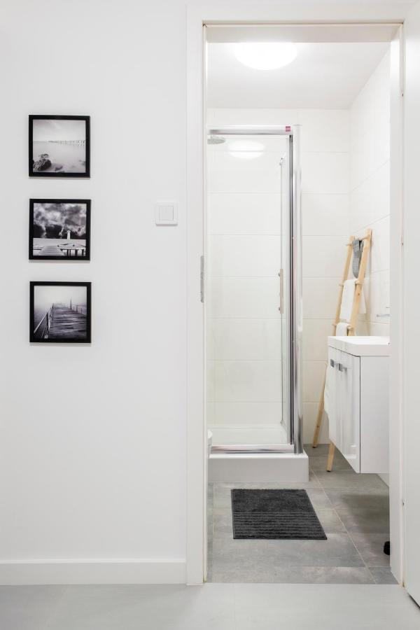 Cristine Apartment Warsaw Exterior photo