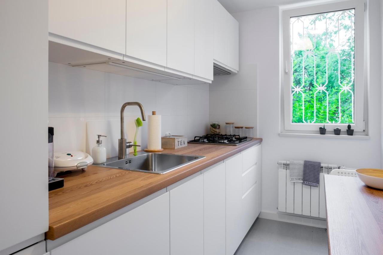 Cristine Apartment Warsaw Exterior photo